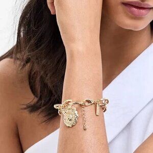 INC Gold Tone Crystal Imitation Pearl Reef Charm Bracelet 8.25”